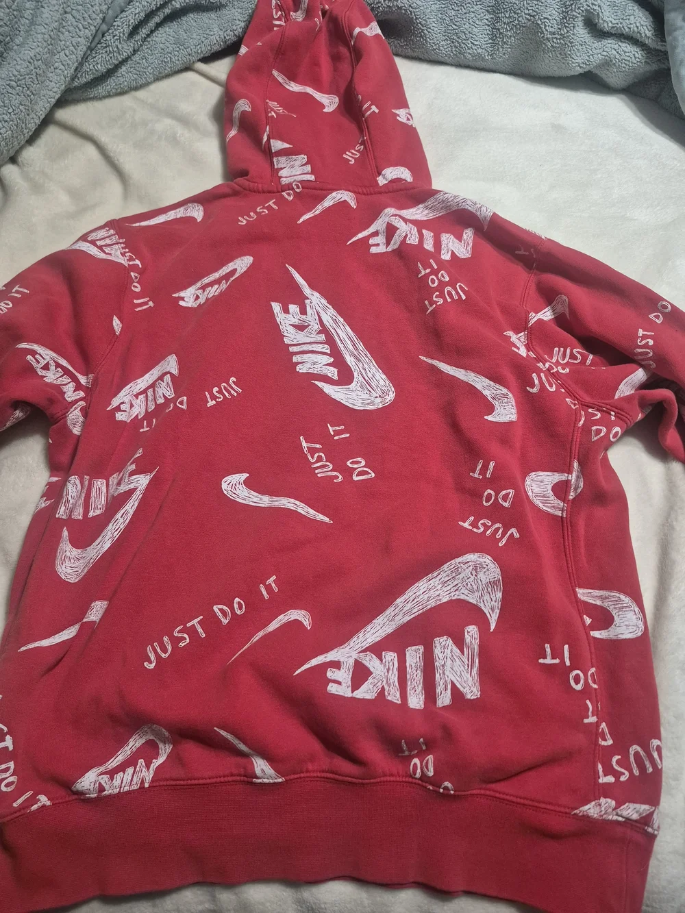 Nike bold red